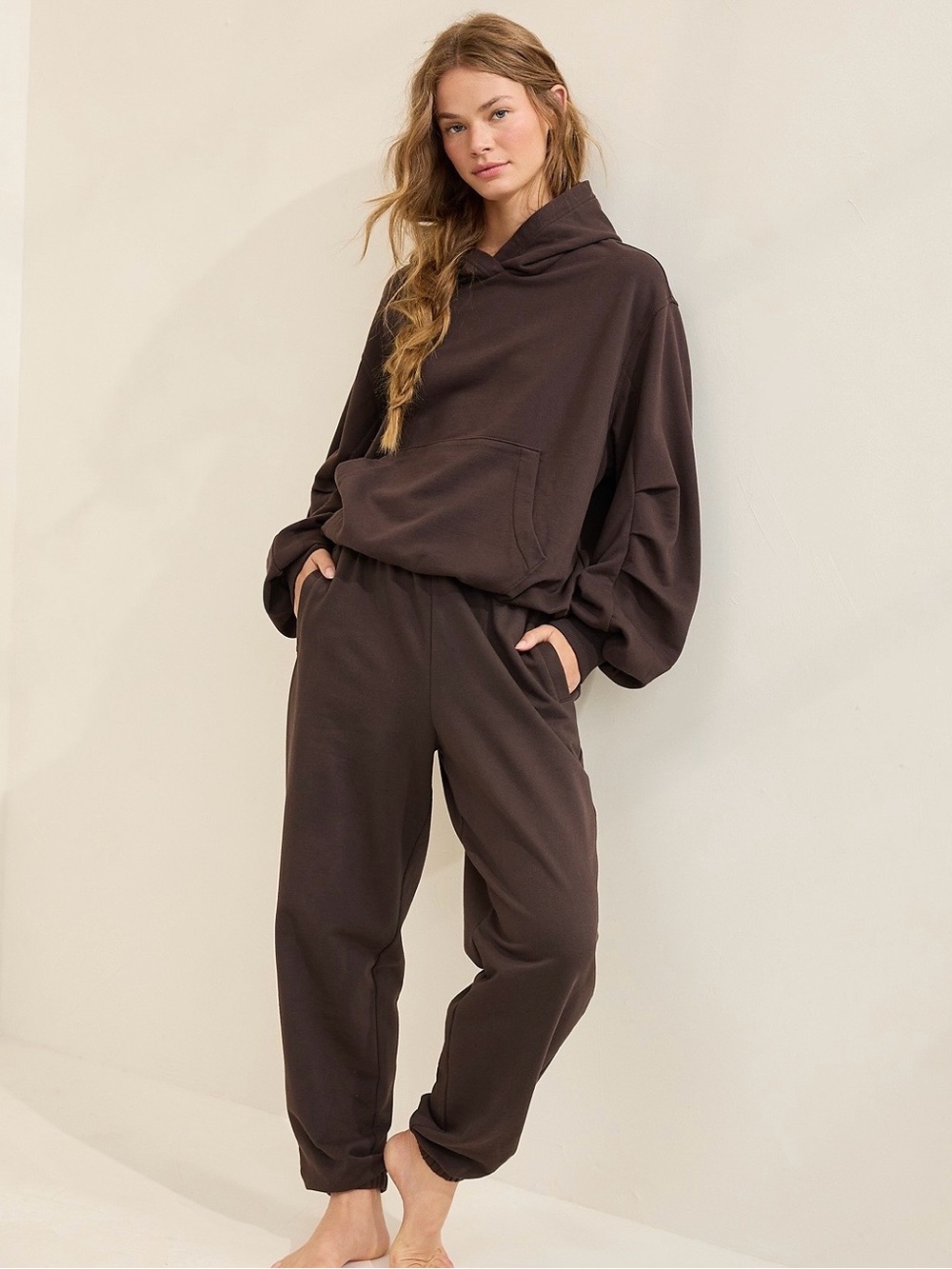 Aerie Jet Setter Hoodie in Deep Earth
